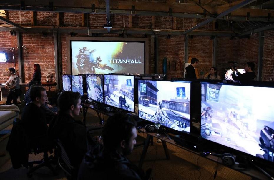 Titanfall 2 จะมีคอนชอปเนื้อเรื่อง “วิทยาศตร์เจอกับเวทมนต์” ในโลกของมนุษย์